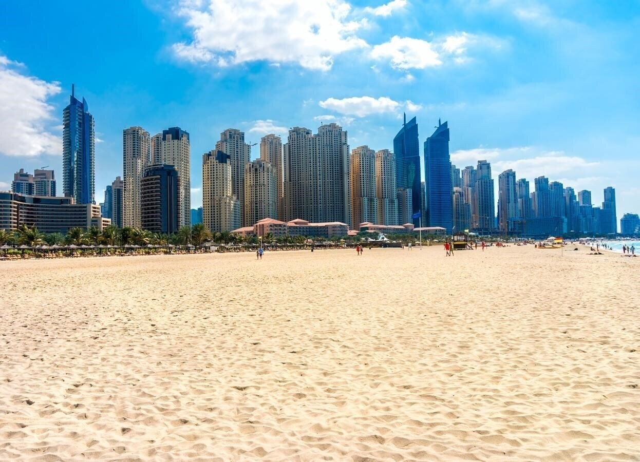 Вид Oasis Beach Deluxe Apartments 5*